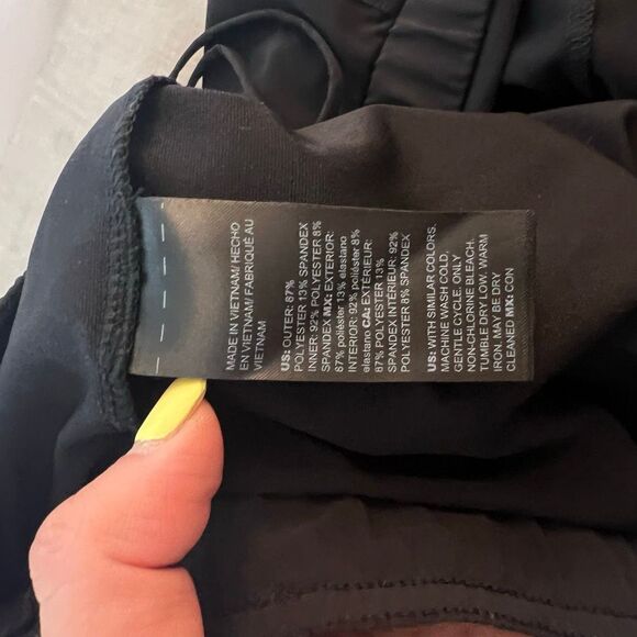 Chico’s Zenergy Black Pull-On Elastic Waist Drawstring Mini Skort Skirt Size L - Picture 7 of 8